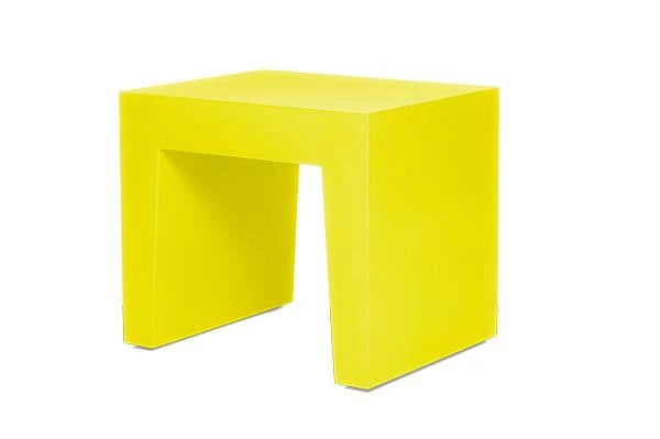 White Concrete Seat H864