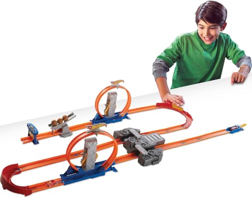Hot Wheels Toy Car Track Set with Motorized Booster R910293