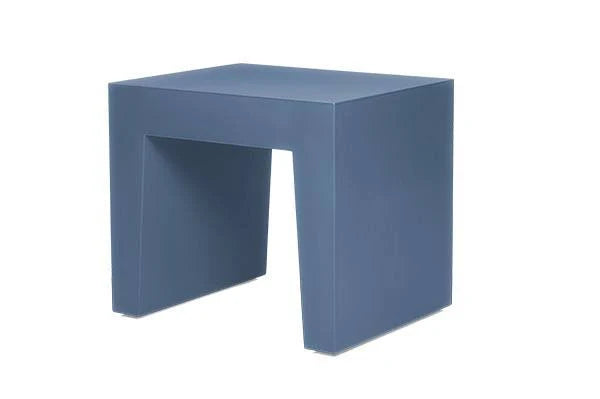 White Concrete Seat H864