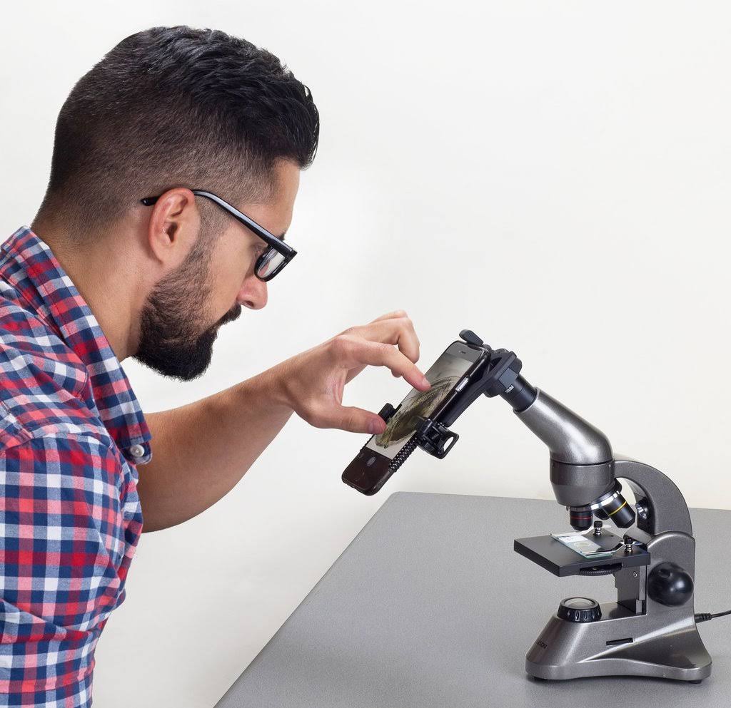 Biological Microscope O687