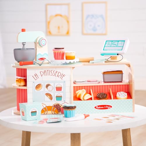 Wooden Bakery (39 Pieces) W831