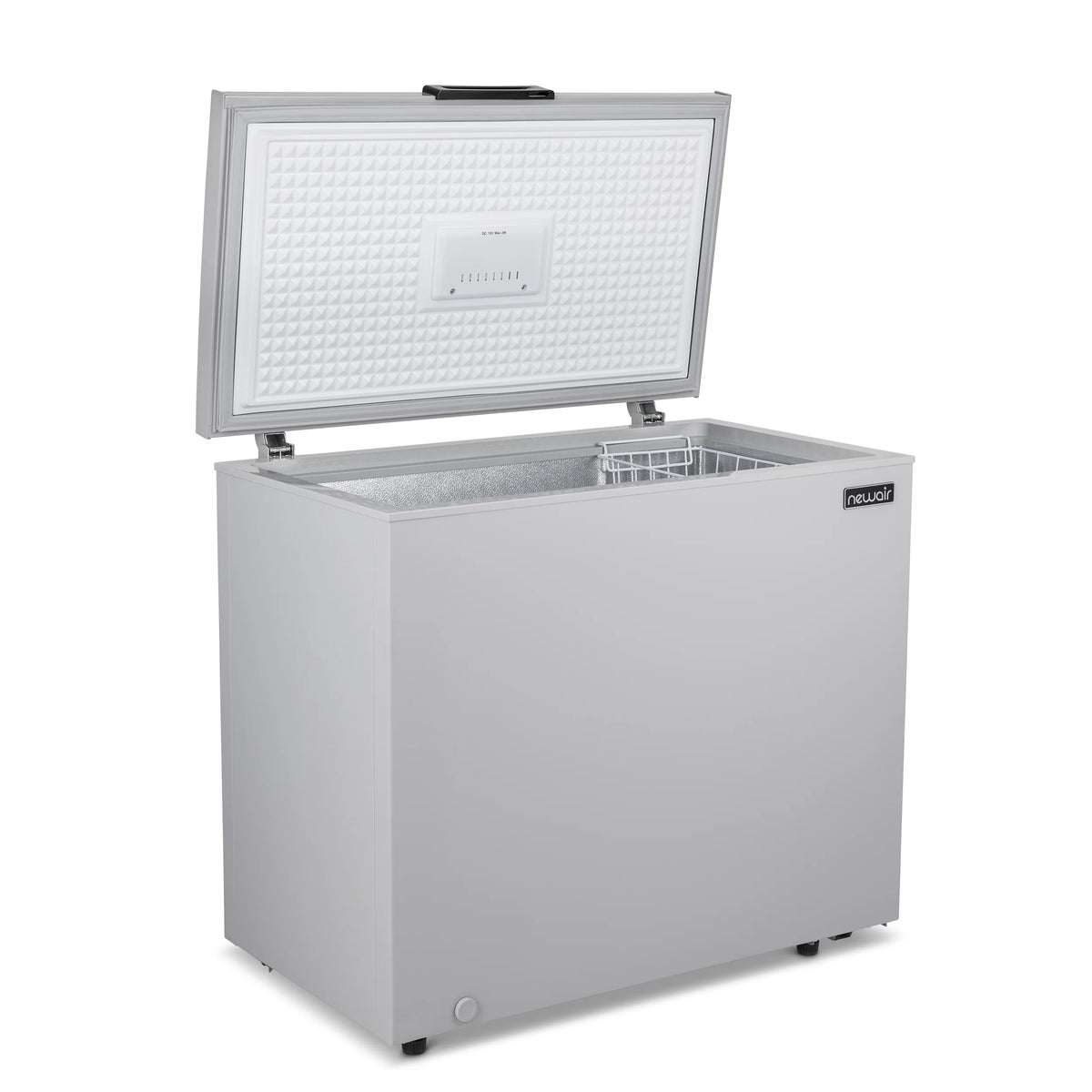 6.7 Cu. Ft. Compact Chest Freezer in Cool Gray J4060
