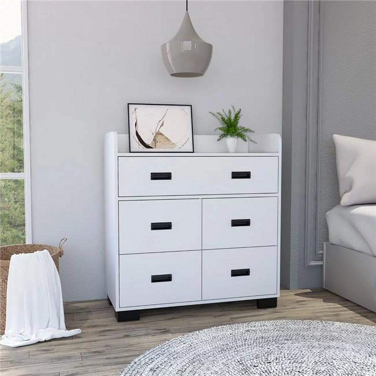 White Dresser O117