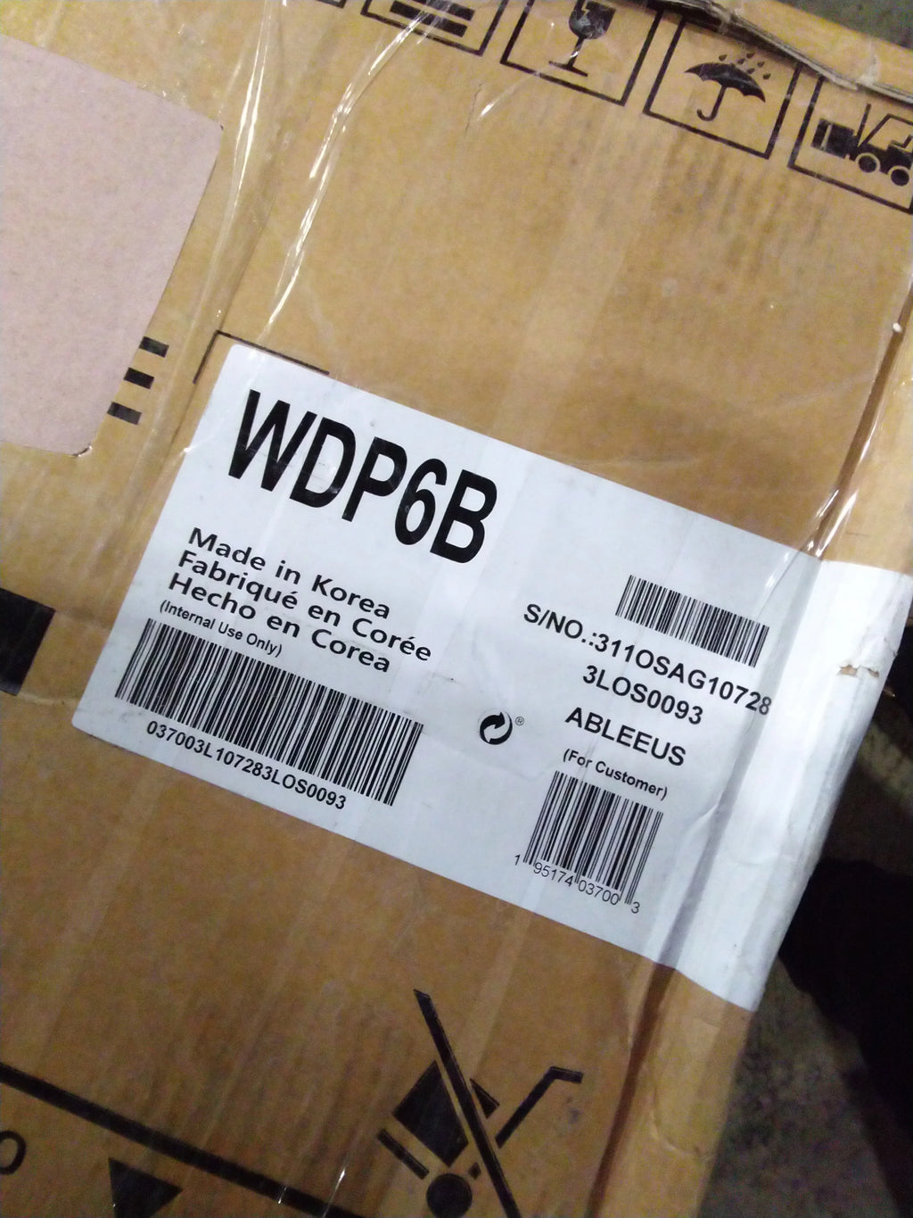 27IN BLK Pedestal B21286