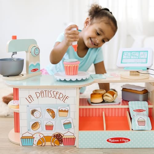 Wooden Bakery (39 Pieces) W831