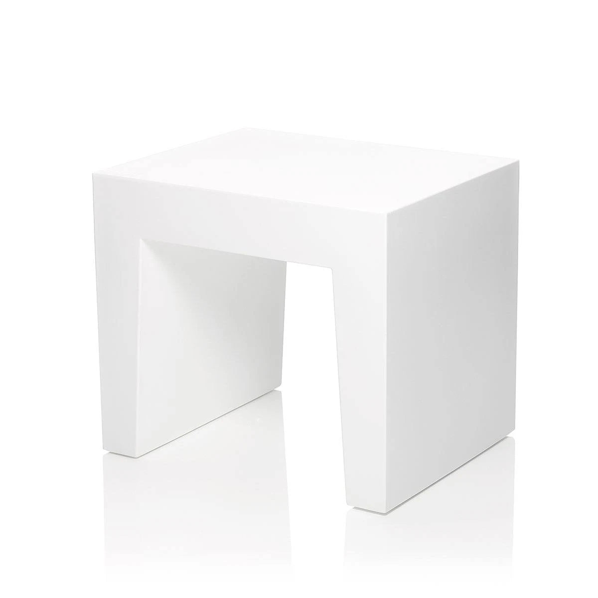 White Concrete Seat H864