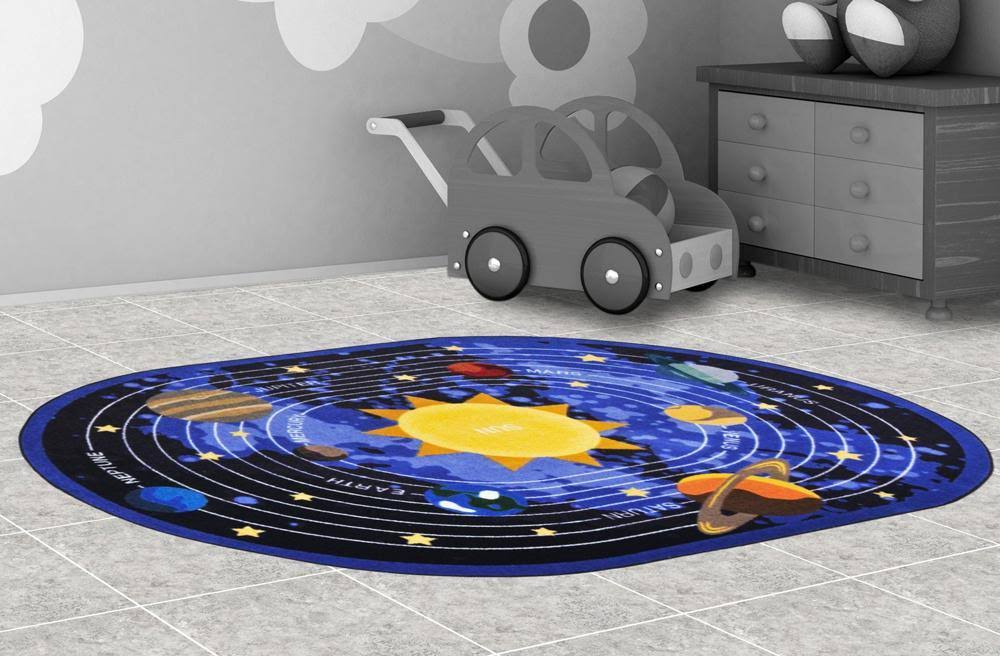 7'7"x22 Round Black Carpet M60852