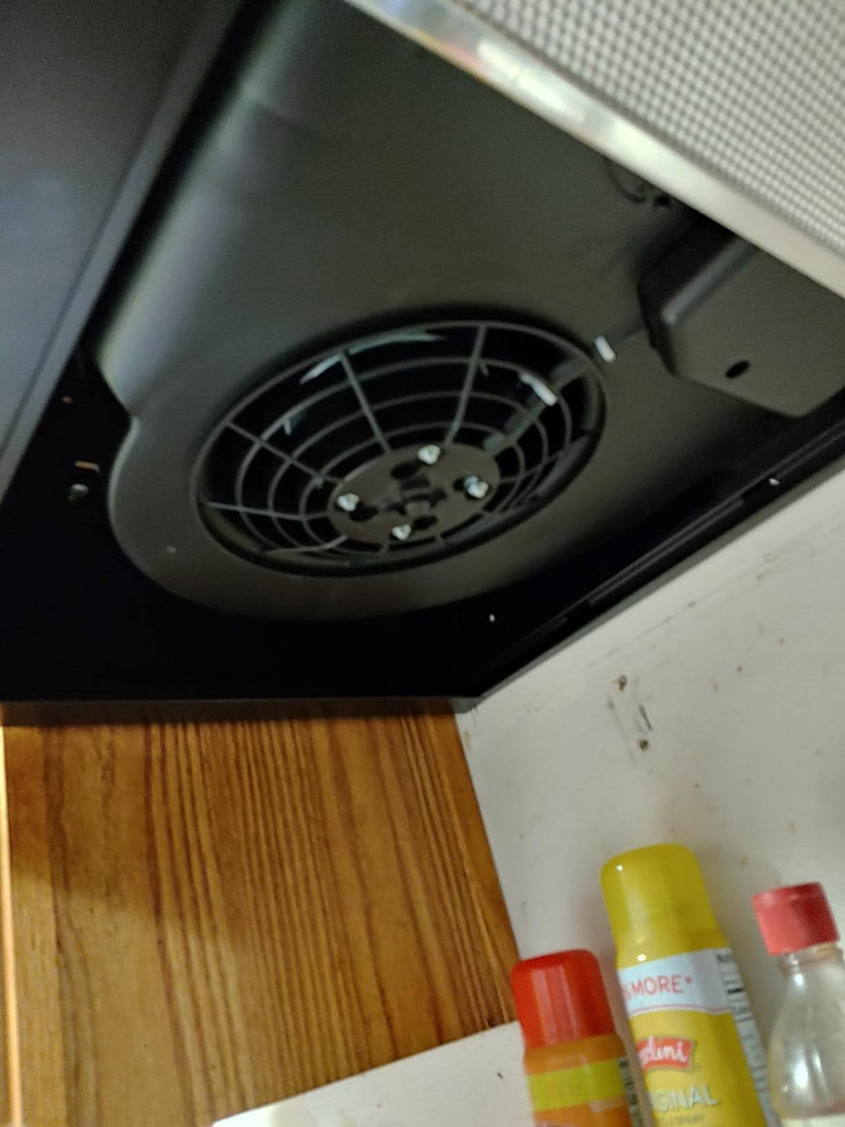 Black Convertible Under Cabinet Range Hood O21698