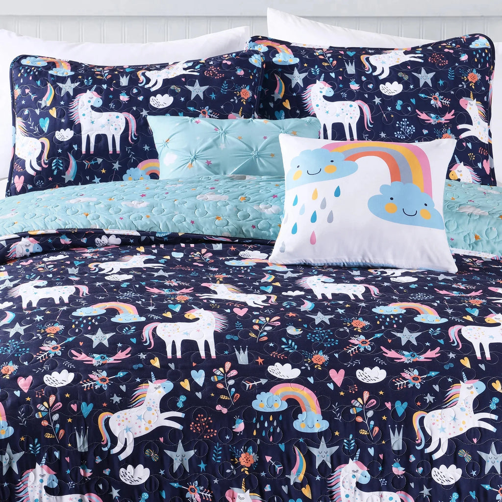 Reversible Animal Print Quilt, Twin, White/Multi, 4-Pc Set T6600