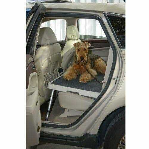 Non Sliding Carpet Seat Shelf for Pets D971