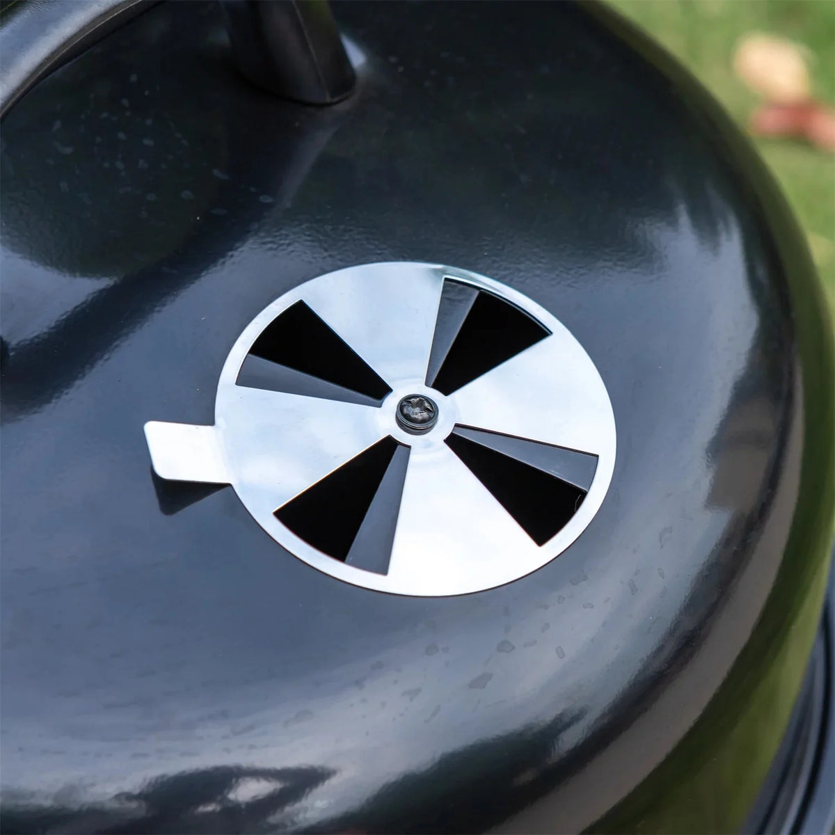 Portable Charcoal Grill & Smoker F342